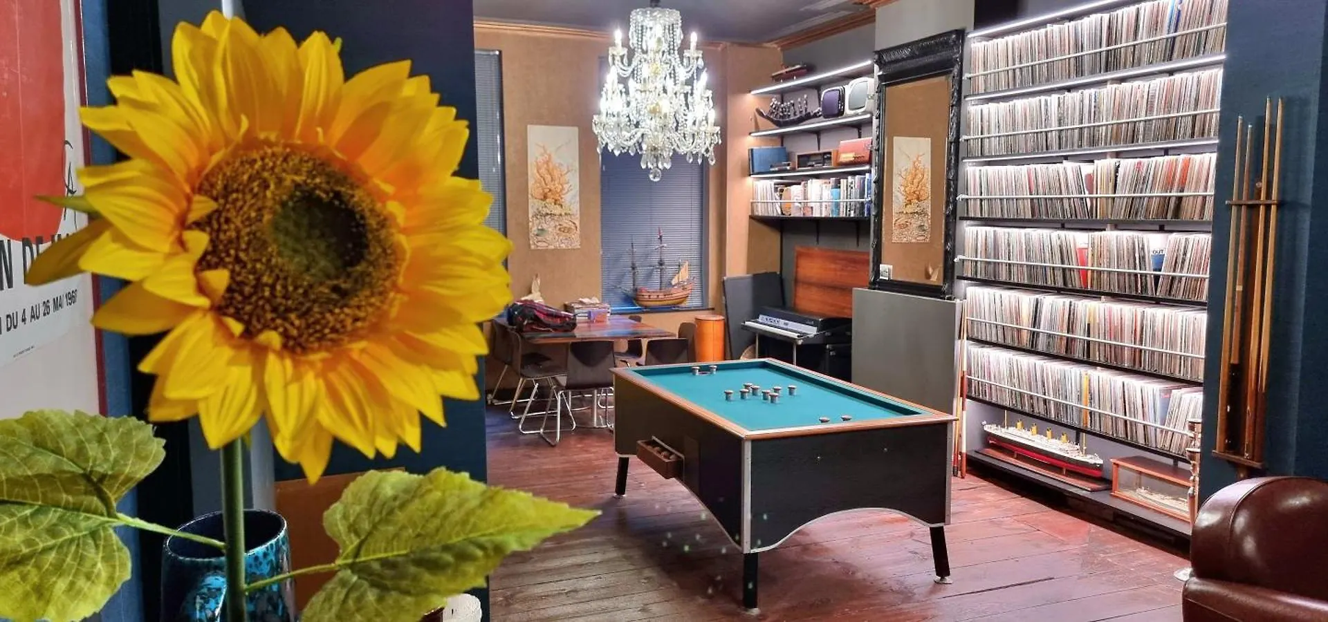 Logies La Chevre Folle - Lodging & Cooking In Style With Shared Kitchen Ostende Frühstückspension