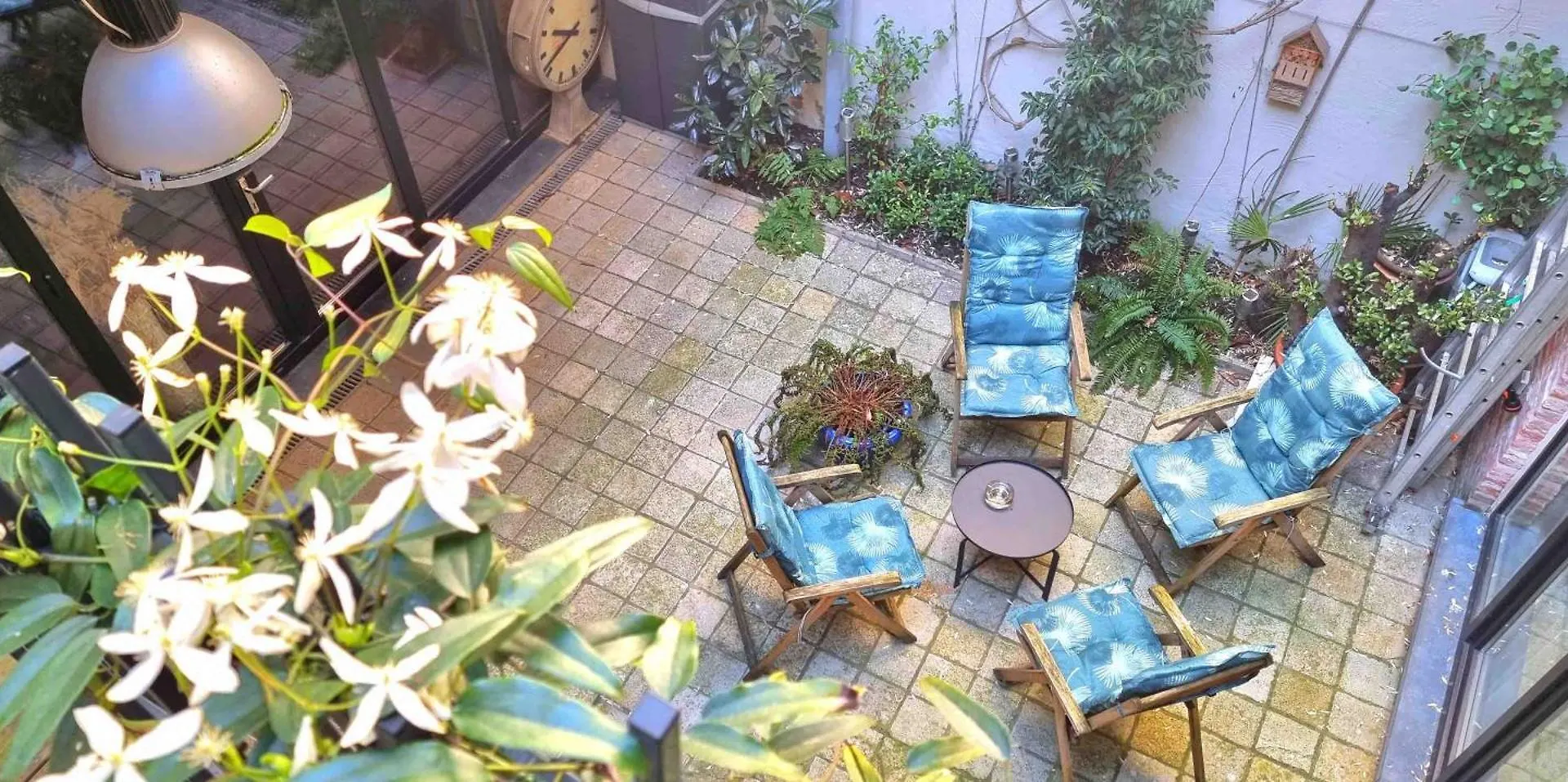 Logies La Chevre Folle - Lodging & Cooking In Style With Shared Kitchen Oostende Belçika